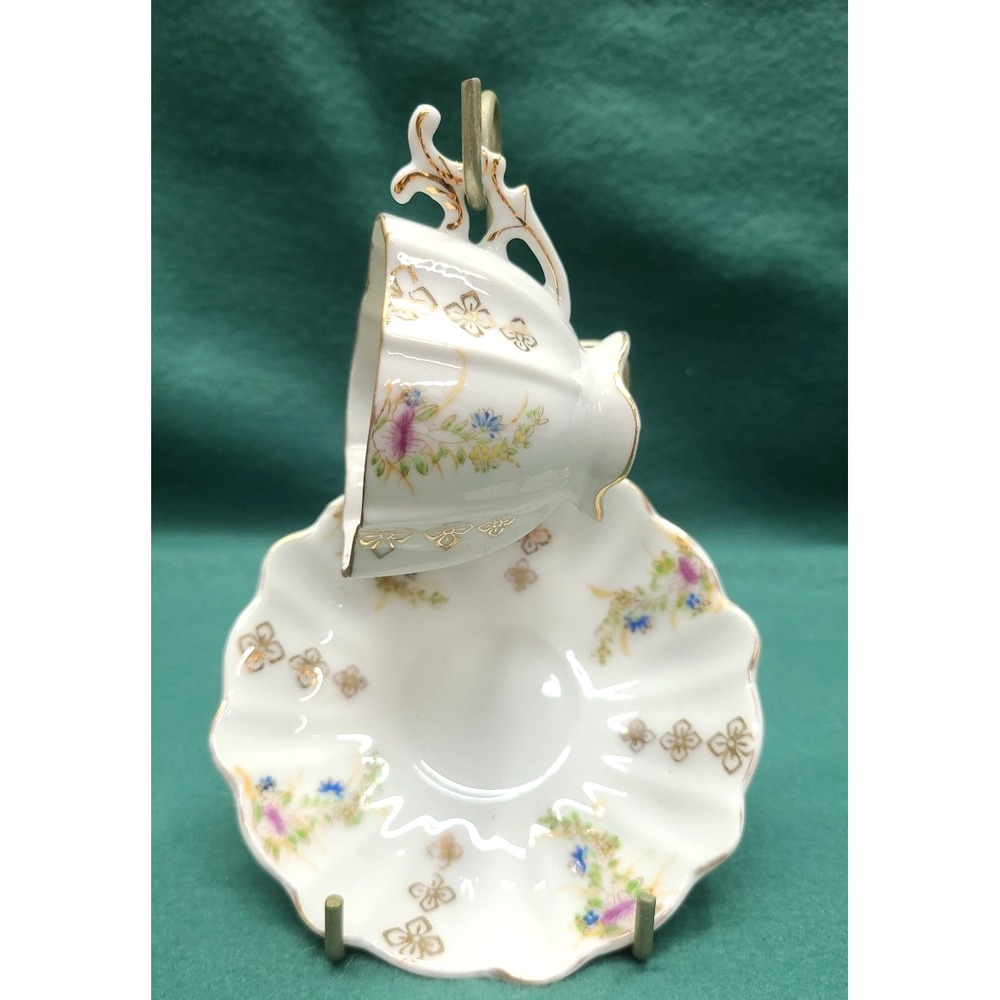Vintage Occupied Japan Teacup Saucer Demitasse Set Trailing Flowers
